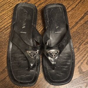 Prada Black Leather women's Flip-Flops
